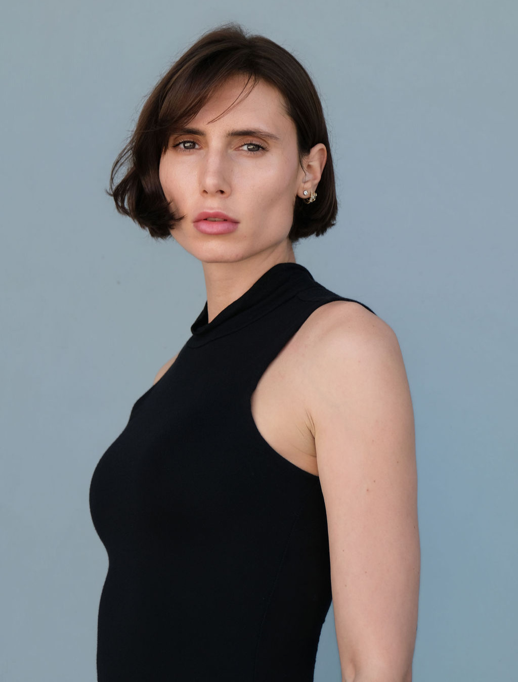 Cage Noir natural light headshot digital